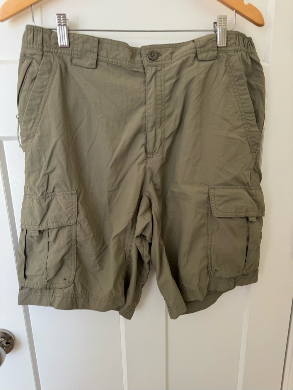 Columbia Olive Green Cargo Shorts